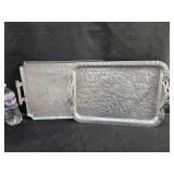 2 VTG Serving Trays