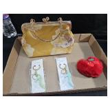 Small Purse & Keychains 10