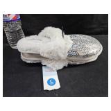 Kids Slippers Silver SZ 4/5