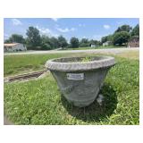 Concrete Planter, Buyer Responsible for Moving