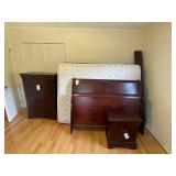 3 pc. Full Size Bedroom Suit