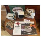 Kitchen Knife Set, Post It Note Trays