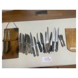 Misc. Box of Steak Knives, Serving & Chopping Kniv