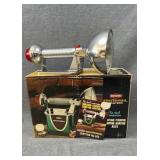 NOS ray-o-vac sportsman lantern #303