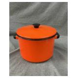 Burnt orange enamel stock pot