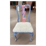 Wooden pink flamingo chair