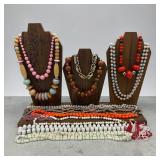 14 vintage necklaces ball, pearl, lucite