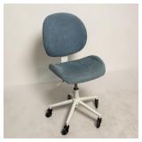 Rolling adjustable height Office chair