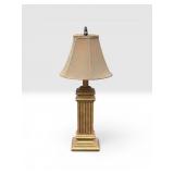 Ornate column table lamp, Nice finial