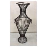 22' Metal Wire Vase