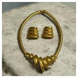 Vintage textured gold-tone necklace and earrings