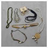 Mix lot of necklaces