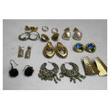 Vintage mixed lot of earrings