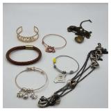 Bracelets & necklaces
