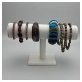 8 vintage bracelets abalone, glass etc