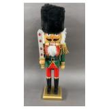 16' Nutcracker