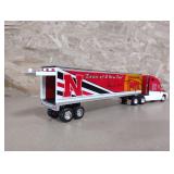 1:64 Die Cast Truck & Trailer