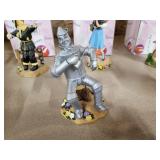Group of Wizard of Oz figurines (7)