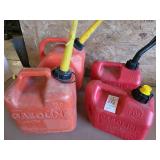 4 small fuel cans