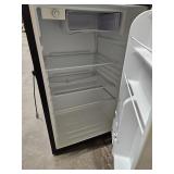 Haier Mini Fridge/ Dorm Fridge