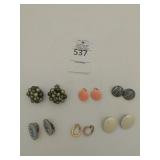 6 pairs of vintage clip-on earrings