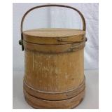 VINTAGE SHAKER FIRKIN WITH LID VINTAGE SHAKER FIRKIN WITH LID