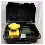 DEWALT PALM SANDER #DW411 W/ CASE