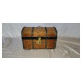 Child's Doll Humpback Trunk
