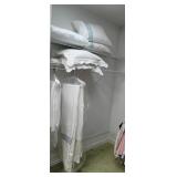 Full/Queen Conforter, Sheets and Pillows