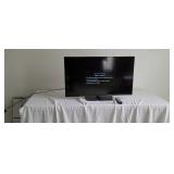 Samsung 40' Flat Screen Smart TV with Remote