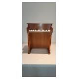 Jaymar Child's Piano