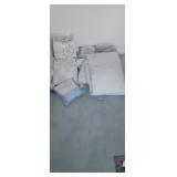 Full Comforter and Linen
