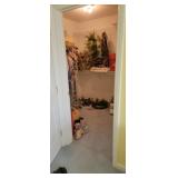 Wreaths, Decorations and Clothes