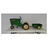 Vintage ERTL John Deere Toy Pedal Tractor w Wagon