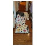 2 Comforters with Pillows