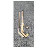 4 Hockey Sticks