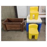 Little Tikes Child's Table w 2 Chairs, Toy Box