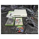 XBox 360, 2 Controllers and 3 Games