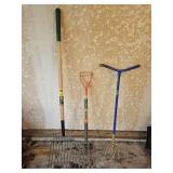 Pitch Forks, Garden Claw