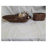 Pottery Vase, 2 Decorative Wicker Baskets