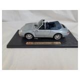 Maisto 1994 Porsche 911 Carrera Cabriolet Diecast