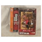 2004 S2 McFarlane Scottie Pippen NBA Figure