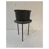8" E & Son Co Cast Iron Gypsy Pot With Stand