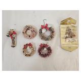 Vintage Bottle Brush Pins and Mini Wreaths