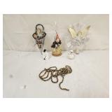Vintage Christmas Ornaments & Decor