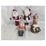 5 Santa Claus Figures