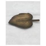 Brass detailed leaf