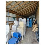 approx. 200 plastic chairs