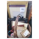 Basket, Frames