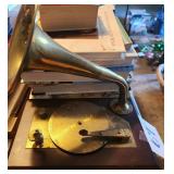 Nostalgic Music Box, Record Player, Horn